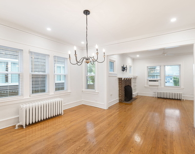 217 Highwood Avenue - Photo Thumbnail 3