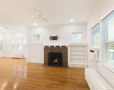 217 Highwood Avenue - Photo Thumbnail 2