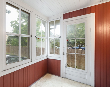 217 Highwood Avenue - Photo Thumbnail 13