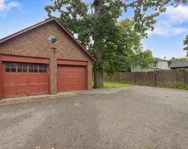 217 Highwood Avenue - Photo Thumbnail 15