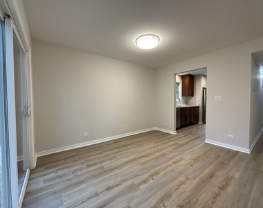 200 Glen Street - Photo Thumbnail 13