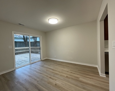 200 Glen Street - Photo Thumbnail 15