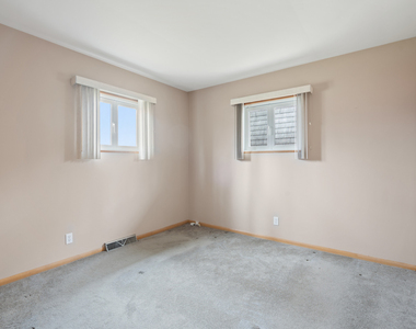 541 N Edgelawn Drive - Photo Thumbnail 8