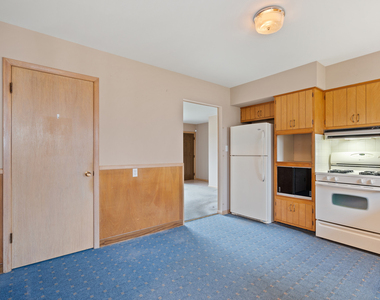 541 N Edgelawn Drive - Photo Thumbnail 5