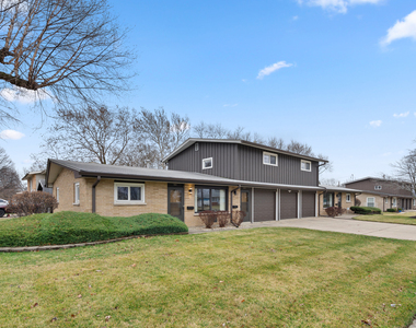 541 N Edgelawn Drive - Photo Thumbnail 1