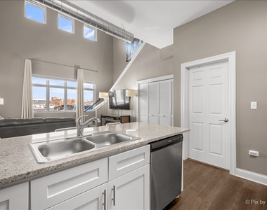362 S Main Street - Photo Thumbnail 6