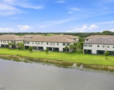 14236 Pine Lodge Lane - Photo Thumbnail 12