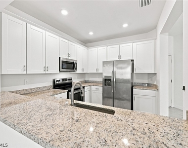 14236 Pine Lodge Lane - Photo Thumbnail 1