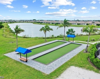 14236 Pine Lodge Lane - Photo Thumbnail 17