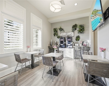 14236 Pine Lodge Lane - Photo Thumbnail 18
