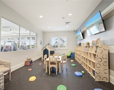 14236 Pine Lodge Lane - Photo Thumbnail 24