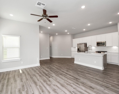 21027 Bay Village Drive - Photo Thumbnail 3