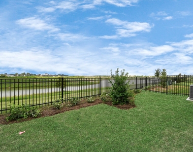21027 Bay Village Drive - Photo Thumbnail 10