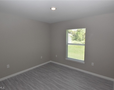 2121 Firebrand Road - Photo Thumbnail 16