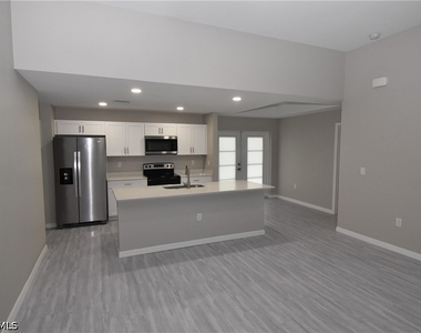 2121 Firebrand Road - Photo Thumbnail 3