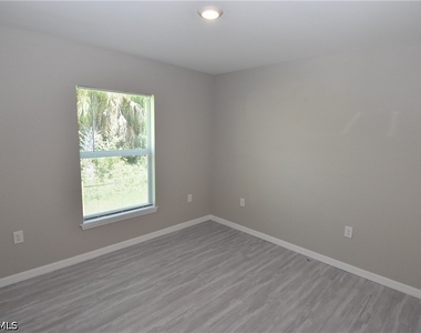 2121 Firebrand Road - Photo Thumbnail 14