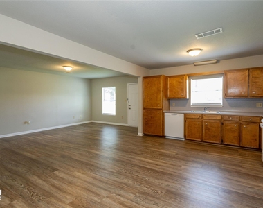 3140 Boyd Avenue - Photo Thumbnail 10