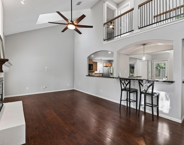 1 N Birchcane Court - Photo Thumbnail 7