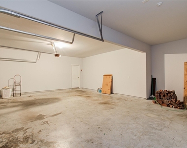 318 Bolton Drive - Photo Thumbnail 44