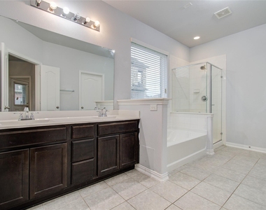 318 Bolton Drive - Photo Thumbnail 24