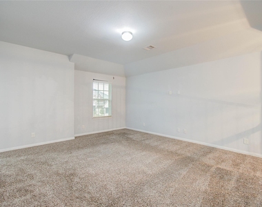 318 Bolton Drive - Photo Thumbnail 28