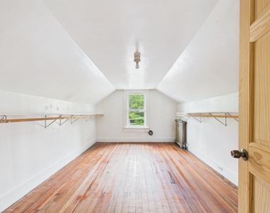 321 Roxbury - Photo Thumbnail 23