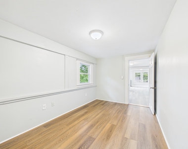 321 Roxbury - Photo Thumbnail 25