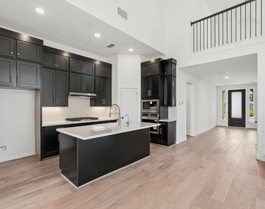 11419 Rocky Desert Hills Lane - Photo Thumbnail 4