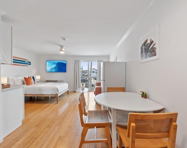 6 Ashworth - Photo Thumbnail 8