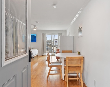 6 Ashworth - Photo Thumbnail 7