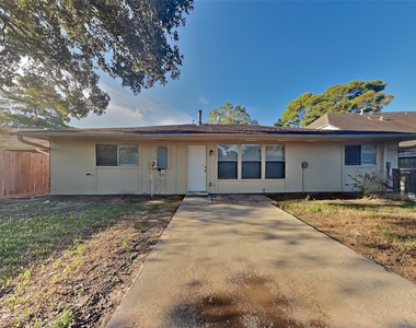 19302 Winding Branch Drive - Photo Thumbnail 17
