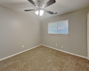 19302 Winding Branch Drive - Photo Thumbnail 14