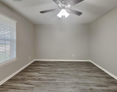 19302 Winding Branch Drive - Photo Thumbnail 16