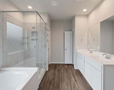 475 Westlake Landing - Photo Thumbnail 16