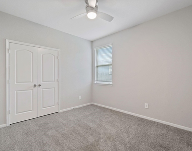 475 Westlake Landing - Photo Thumbnail 23