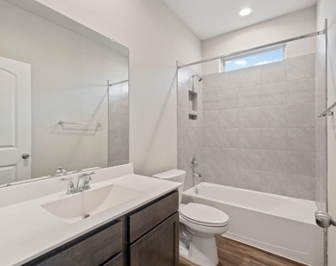 475 Westlake Landing - Photo Thumbnail 24
