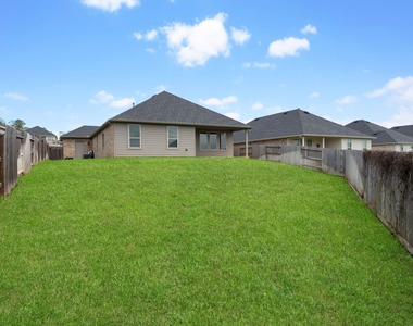 475 Westlake Landing - Photo Thumbnail 27