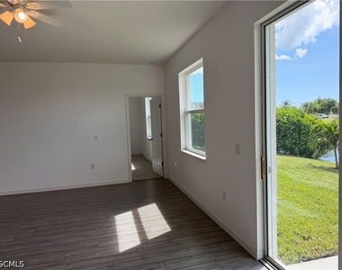 916 Nw 3rd Avenue - Photo Thumbnail 5