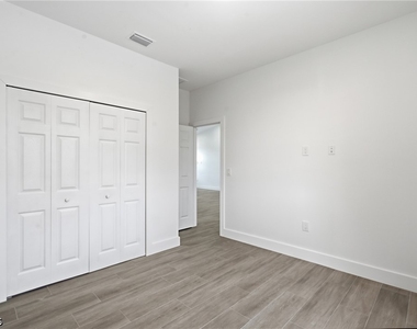 1431 Nw 17th Avenue - Photo Thumbnail 23