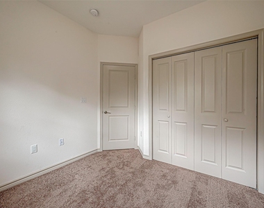 5530 Hirondel St - Photo Thumbnail 25