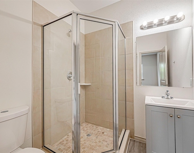 5530 Hirondel St - Photo Thumbnail 20