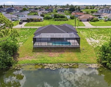 2210 Nw 9th Avenue - Photo Thumbnail 38