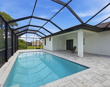 2210 Nw 9th Avenue - Photo Thumbnail 36