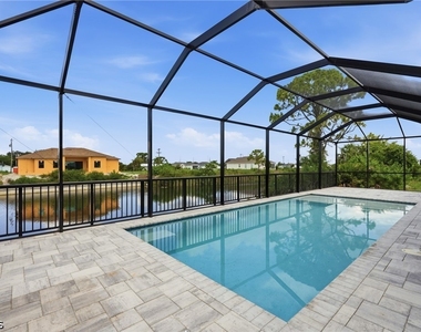 2210 Nw 9th Avenue - Photo Thumbnail 35