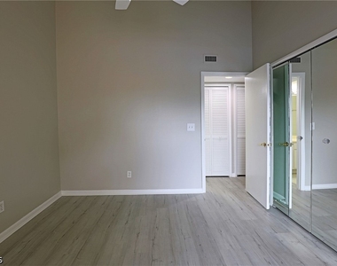 8805 Lateen Lane - Photo Thumbnail 3