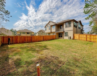 115 Handley Drive - Photo Thumbnail 21