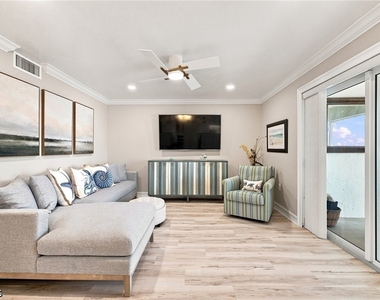 25710 Hickory Boulevard - Photo Thumbnail 7