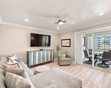 25710 Hickory Boulevard - Photo Thumbnail 5