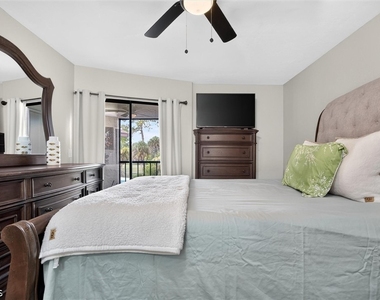 2221 E 5th Street - Photo Thumbnail 17