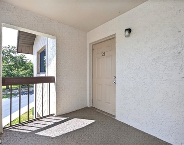 2221 E 5th Street - Photo Thumbnail 6
